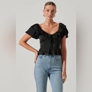 ASTR The Label SATIN BUBBLE SLEEVE TOP in Black